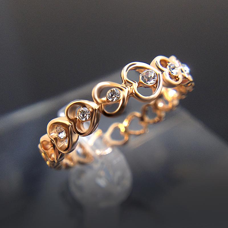 Crystal Heart Chain Ring | Luvikno