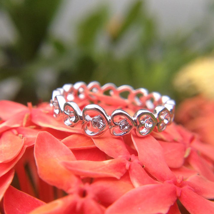 Crystal Heart Chain Ring | Luvikno