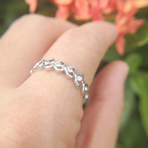 Crystal Heart Chain Ring | Luvikno