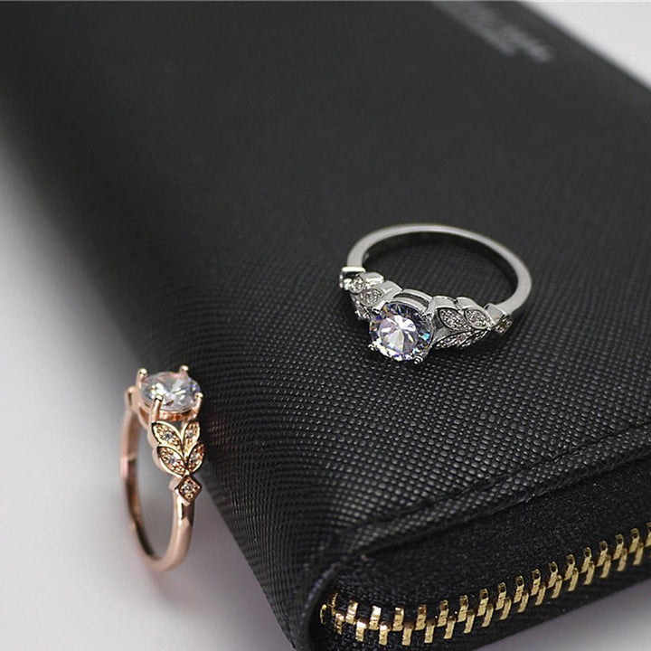 Crystal Center Flower Ring | Luvikno