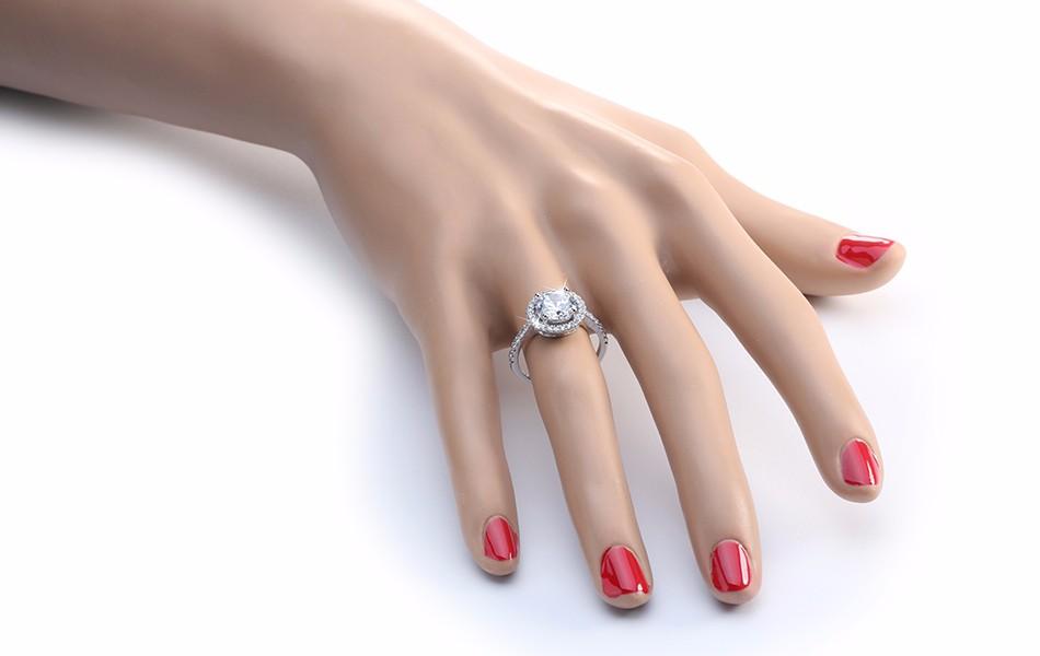 Sirkulær Krystall Kant 1.4ct CZ Ring | Luvikno