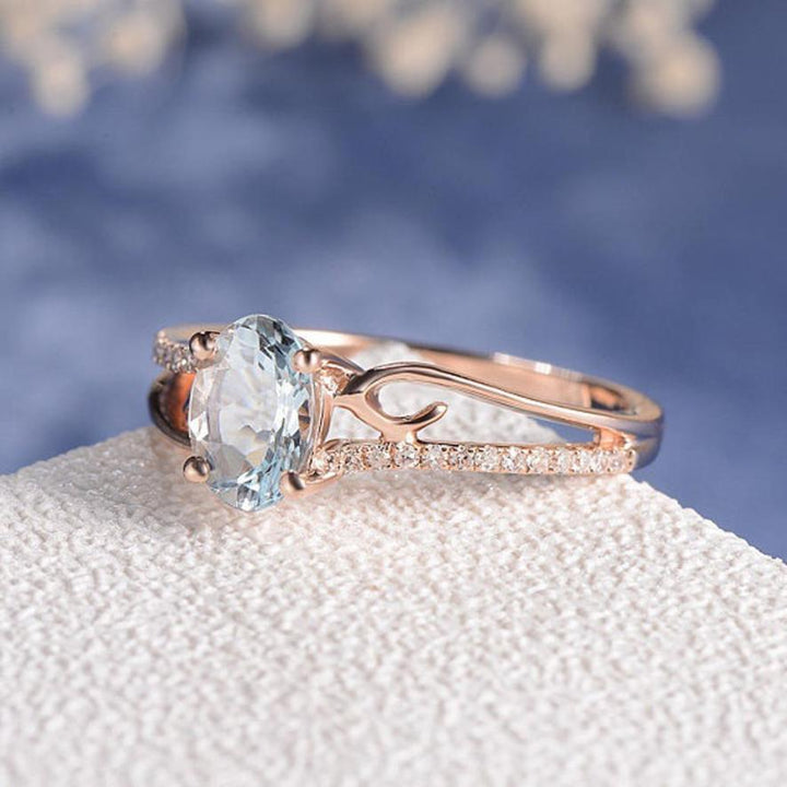 Oval Cut Rose Gold Double to Single Band Ring | Luvikno