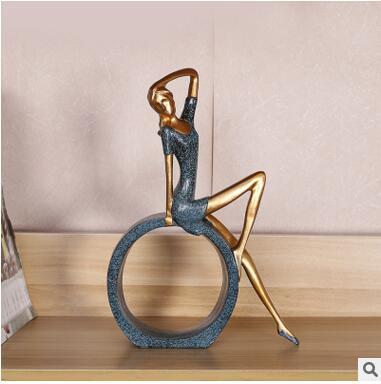 Kreative europeiske miniature moderne jente figuriner | Luvikno