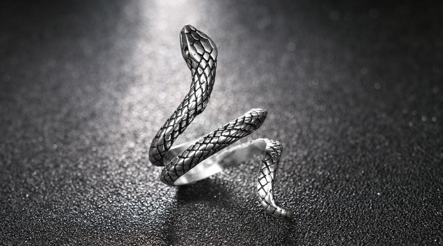 Covet - Serpentine Ring | Luvikno