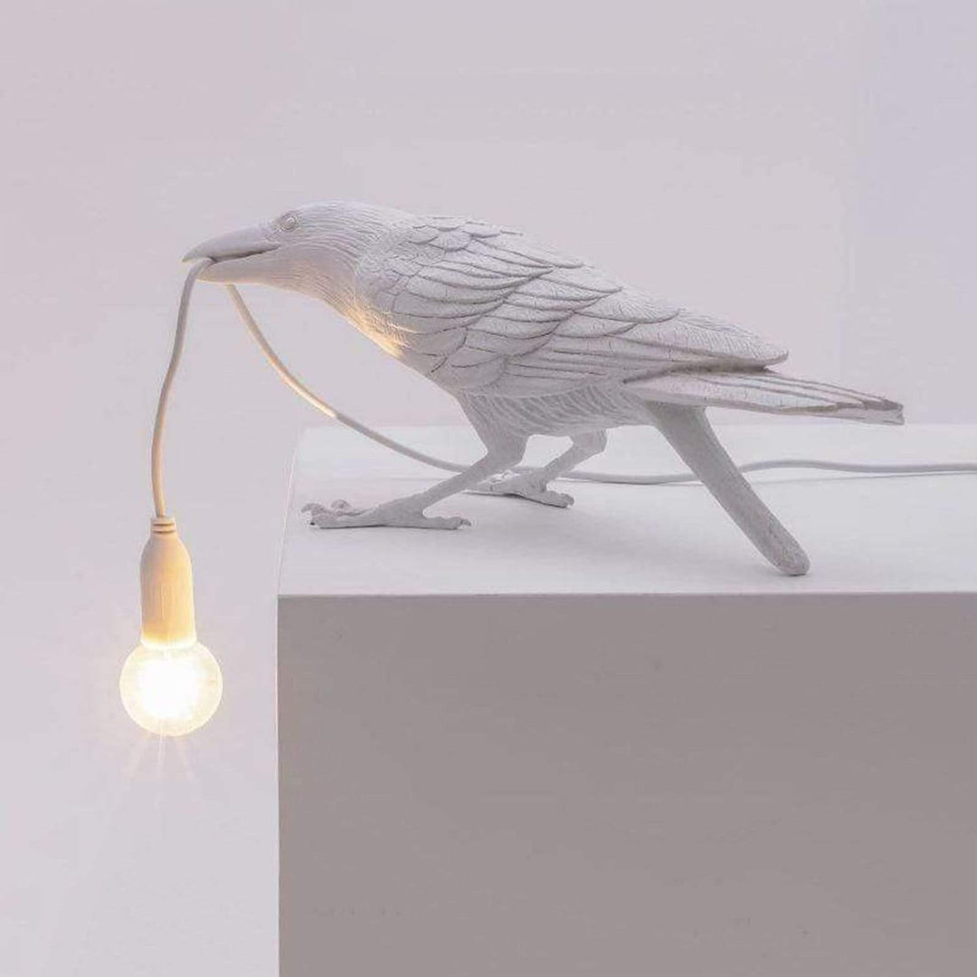 NachtRaaf Ambient Lampe – Dekorativ fuglelampe laget av harpiks for varmt lys | Luvikno