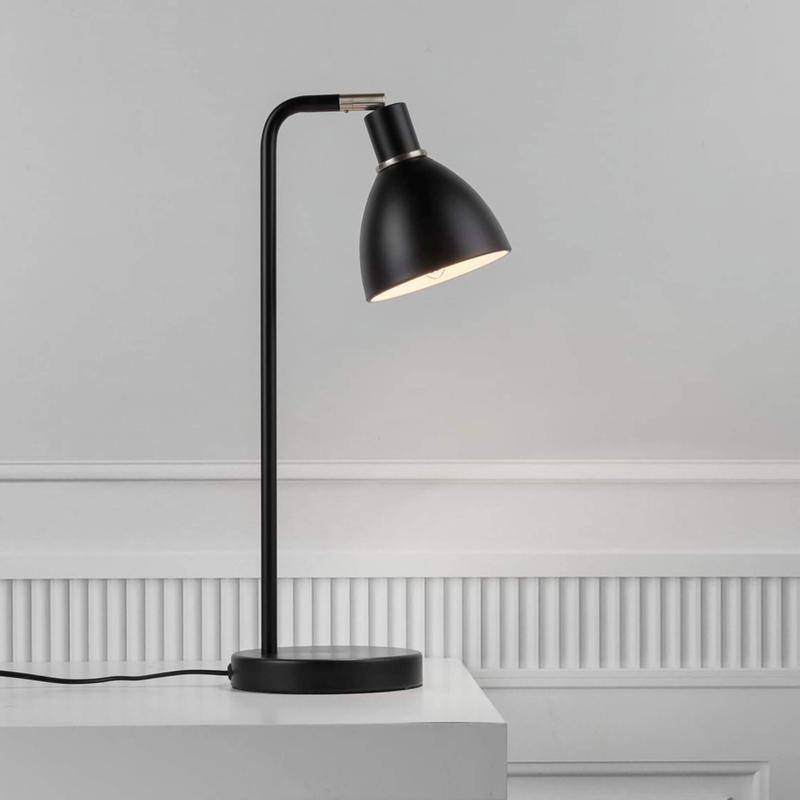Luvikno | GrantLuxe Light Bordlampe - Svart Bordlampe for Luksuriøs Arbeidsmiljø