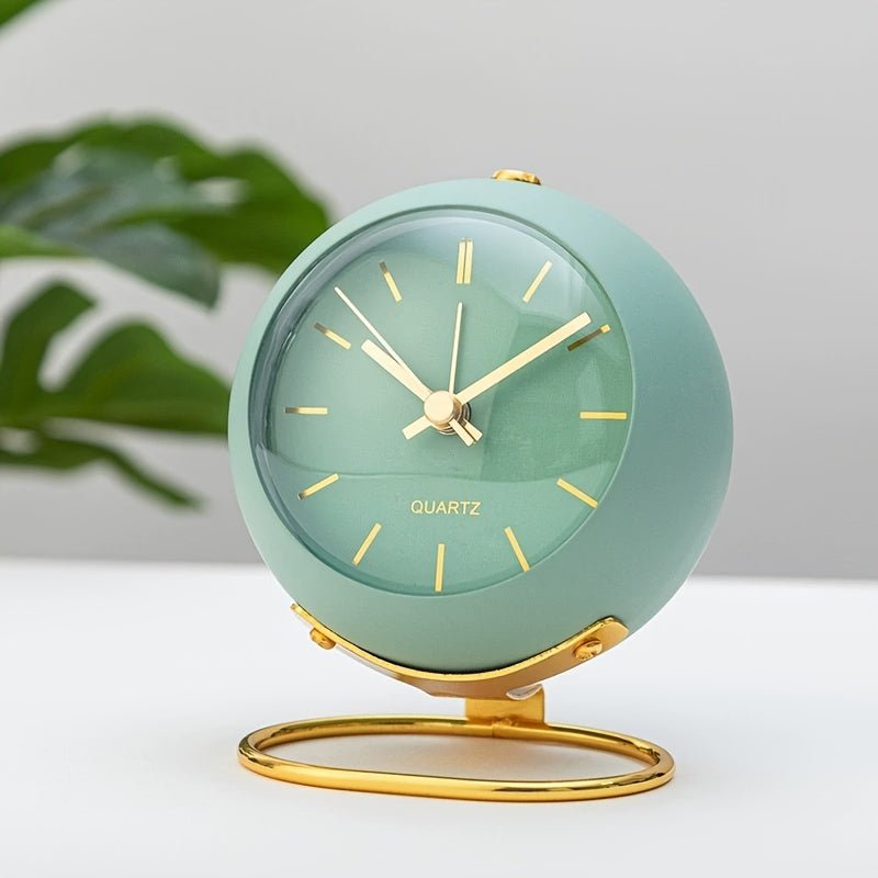 Luvikno | Buzzley Retro Stille Vekkerklokke – Vintage Metall Analog Klokke med Nattlys