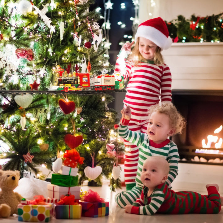Luvikno | KerstExpress Tre Tog – Ridetog med Lys, Lyd og Treholder