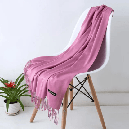 Luvik | lämmin naisten huivi pehmeä tekstuuri ja elegantti ilme