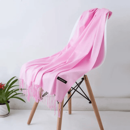 Luvik | lämmin naisten huivi pehmeä tekstuuri ja elegantti ilme