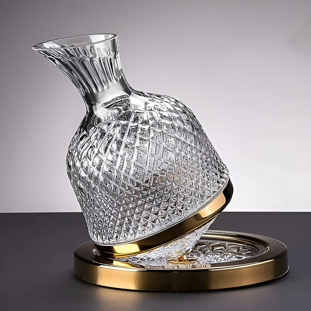 Krystall Glass Karaffel – 360° Rotérbar og Elegant | 1,5 L Vin og Drikke Dispenser | Luvikno