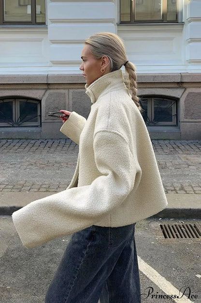 Luvik | Pystykaulus Sherpa-takki