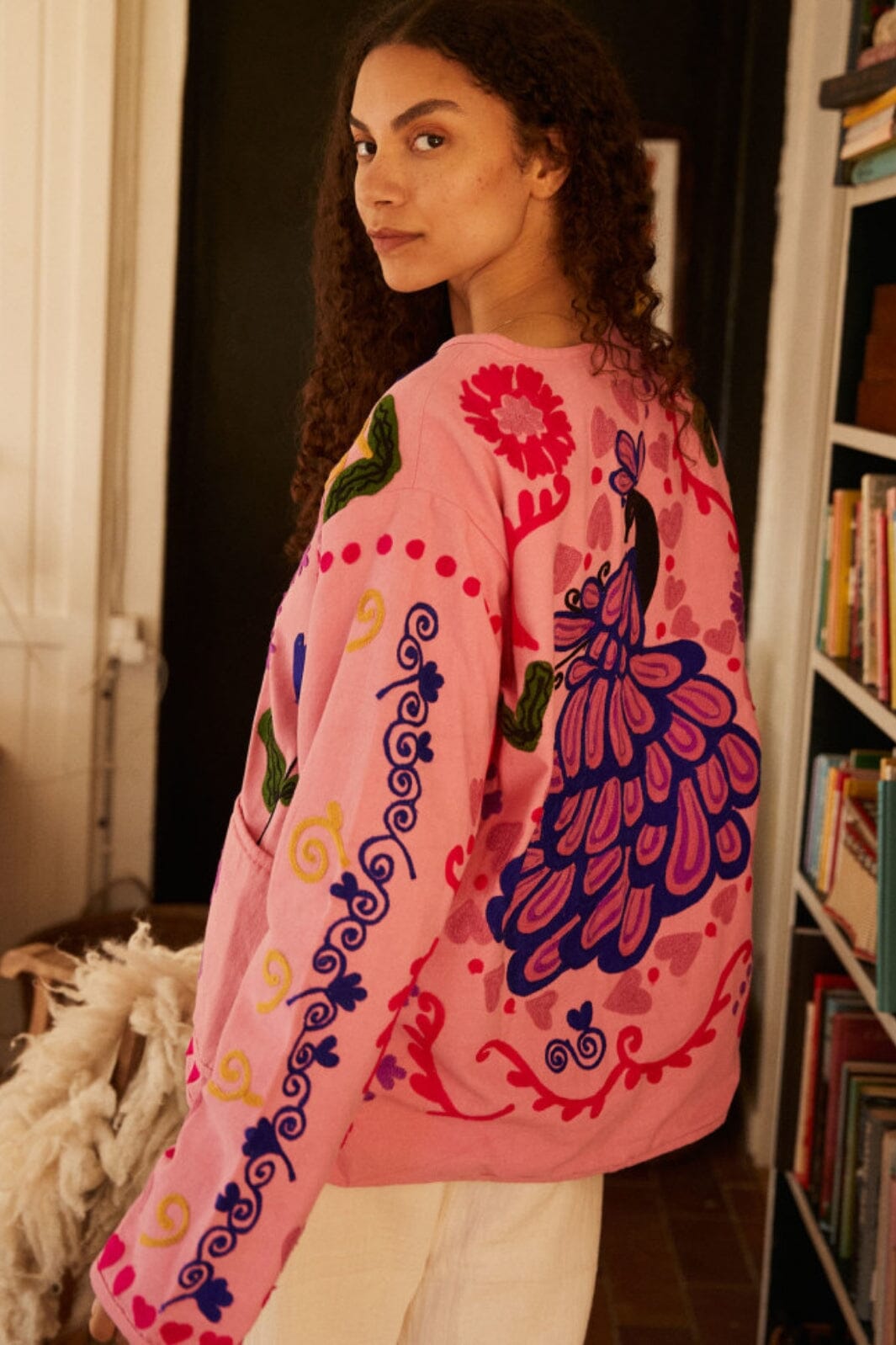 Luvik | Kukallinen painatus taskupaita