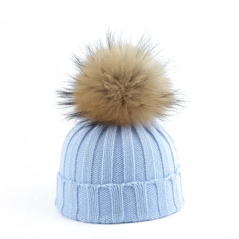 WinterKnit Beanie - Stilig Strikket Lue for Kulden Luvikno