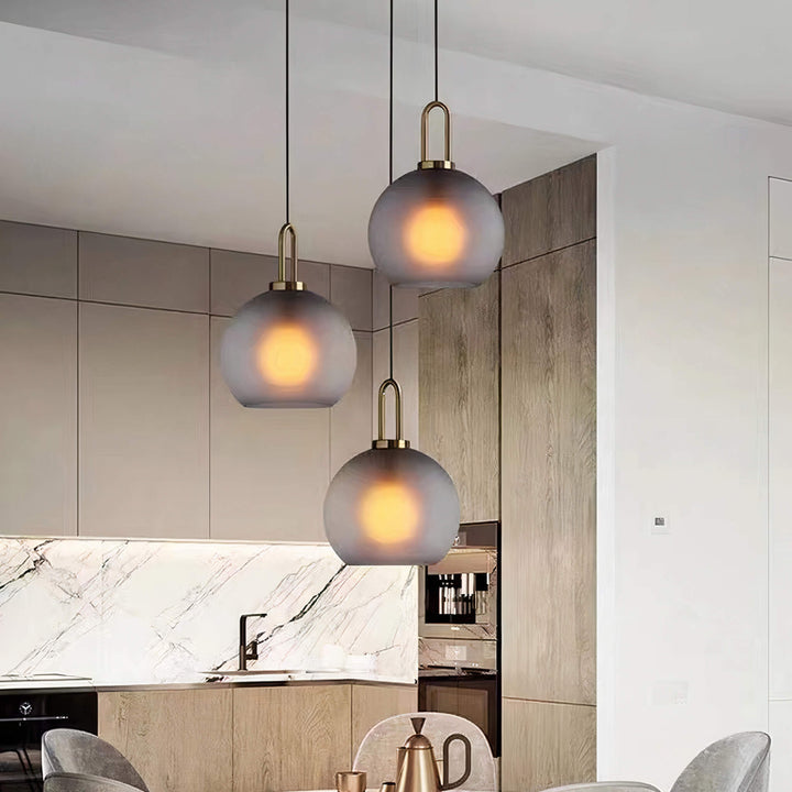 Røykfarget Glass Pendellampe – Industriell Taklampe for Kjøkken, Spisestue & Stue | Luvikno