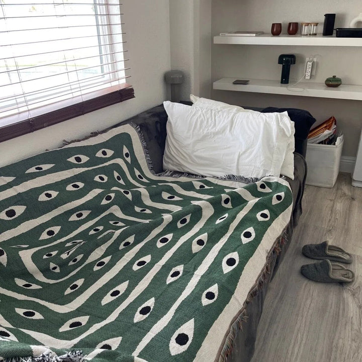 Snake Eye Design Sofa Blanket for Cozy Home Decor | Luvikno