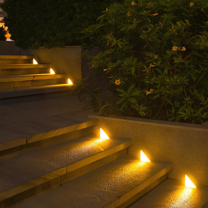 Utendørs solcelletrappelys med varmt LED-glow Luvikno