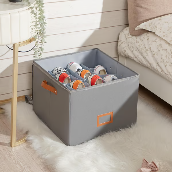 Brettbar skoeske laget av stoff med lokk | Luvikno