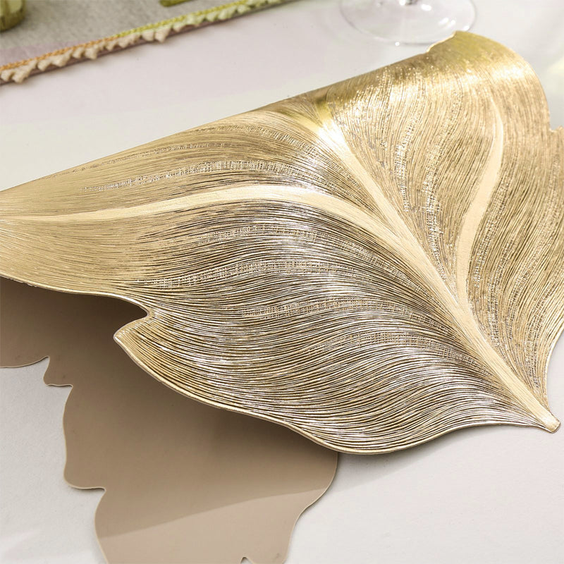 Gold Leaf Luxury Bordskåner – 3D Elegant Bordmatte laget av PVC | Luvikno