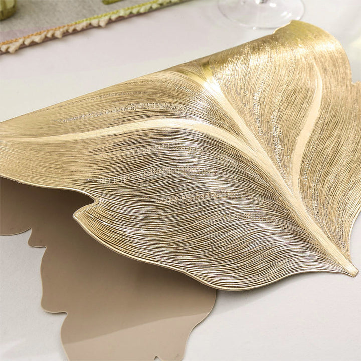 Gold Leaf Luxury Bordskåner – 3D Elegant Bordmatte laget av PVC | Luvikno