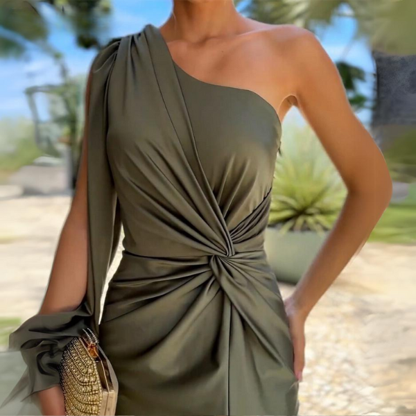 Luvik | Elegantti iltapuku