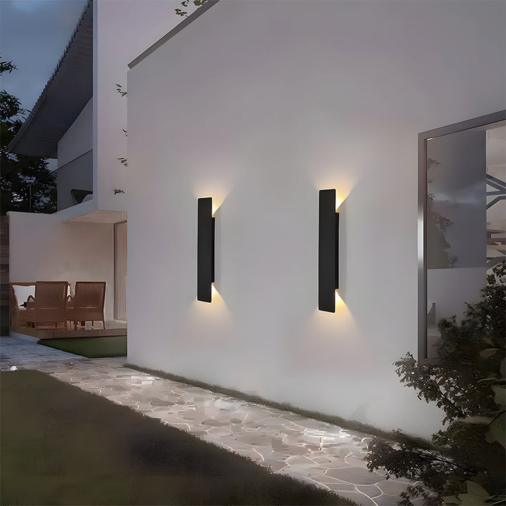 Utendørs vegglampe med moderne vanntett design Luvikno