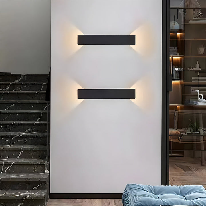 Utendørs vegglampe med moderne vanntett design Luvikno