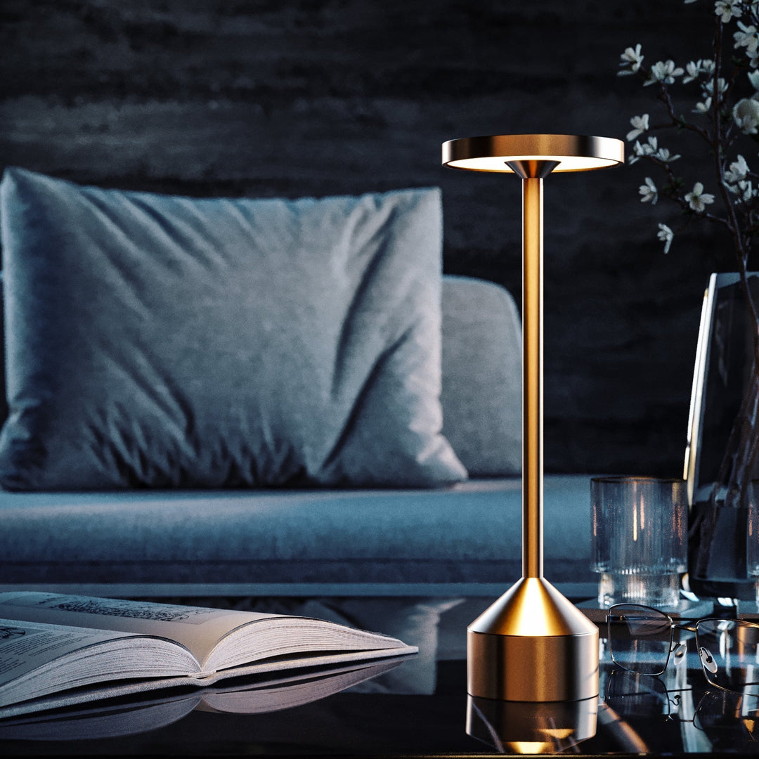 Luvikno | Stockholm Lighting: Elegant Trådløs Bordlampe med Dimmelysfunksjon