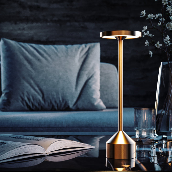 Luvikno | Stockholm Lighting: Elegant Trådløs Bordlampe med Dimmelysfunksjon