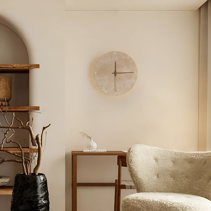 Travertine Veggklokke med LED Lys – Minimalistisk & Dekorativ | Høy- Kvalitets Naturlig Stein Klokke | Luvikno