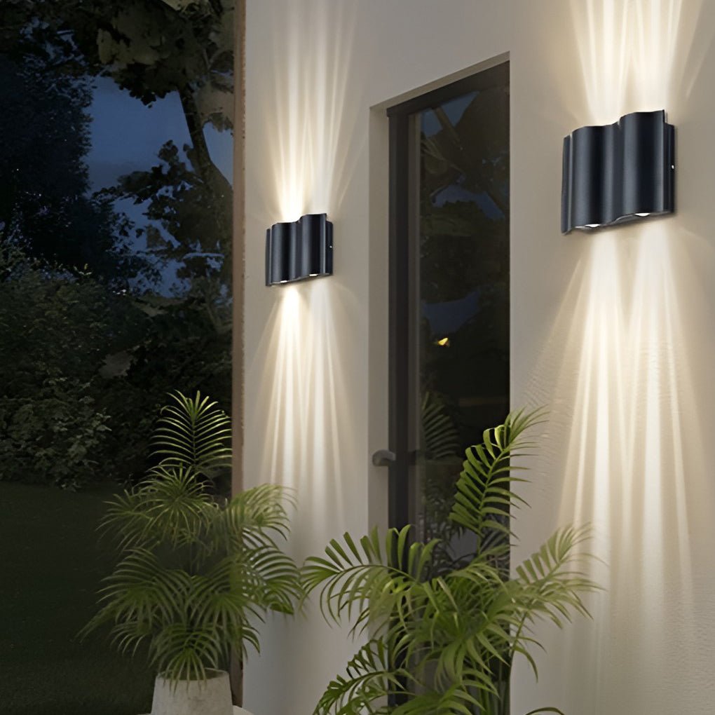 LED Vegglampe Utendørs Moderne Svart Sconse Luvikno