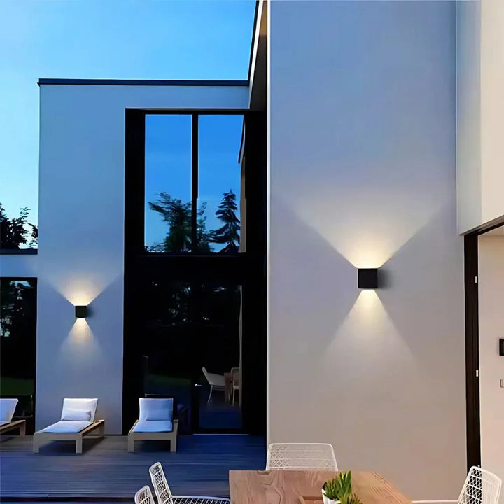 Vegglampe Svart Aluminium Justerbar Kubus LED Luvikno