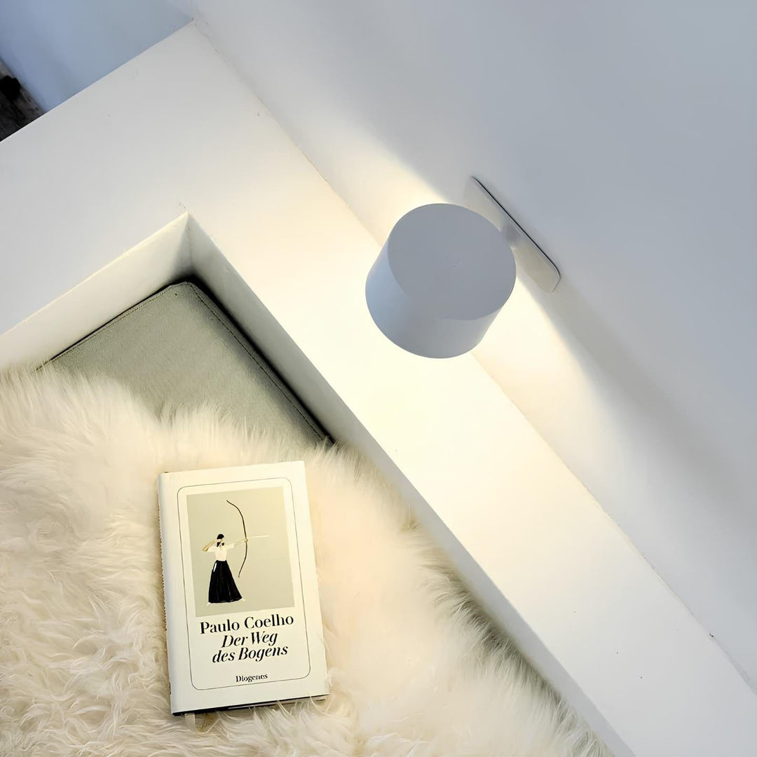 Luvikno | Batteridrevet Vegglampe | Oppladbar, 360° Justerbar & Trådløs for Moderne Interiør