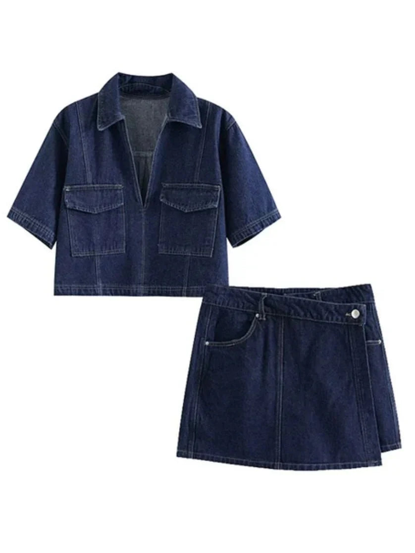 Luvik | Tyylikkäät Denim-lyhyet housut ja toppi modernilla V-kaula-aukolta