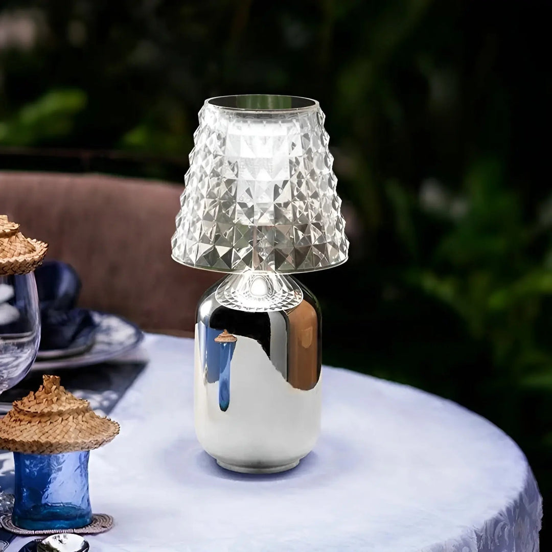 Luvikno | Zaroti Luxe Bordlampe – Trådløs & Elegant
