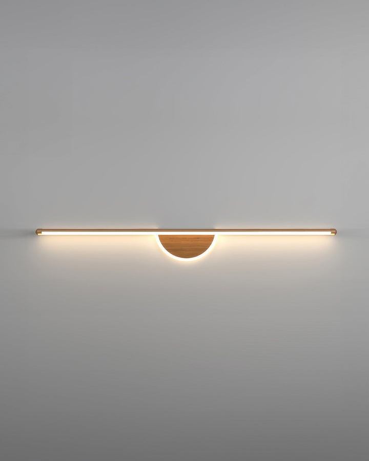 Luvikno | Moderne Vegglampe laget av Trebue