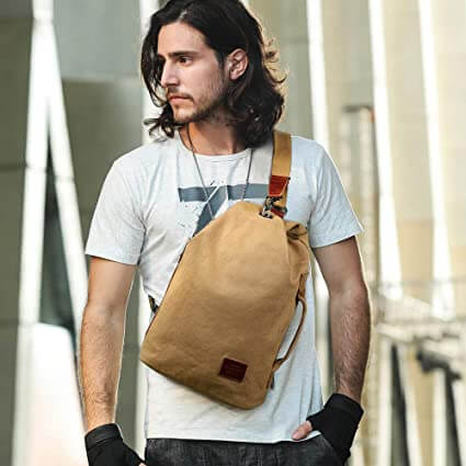 Vanntett lerrets crossover bag med tyverisikre lommer – MultiWear | Luvikno