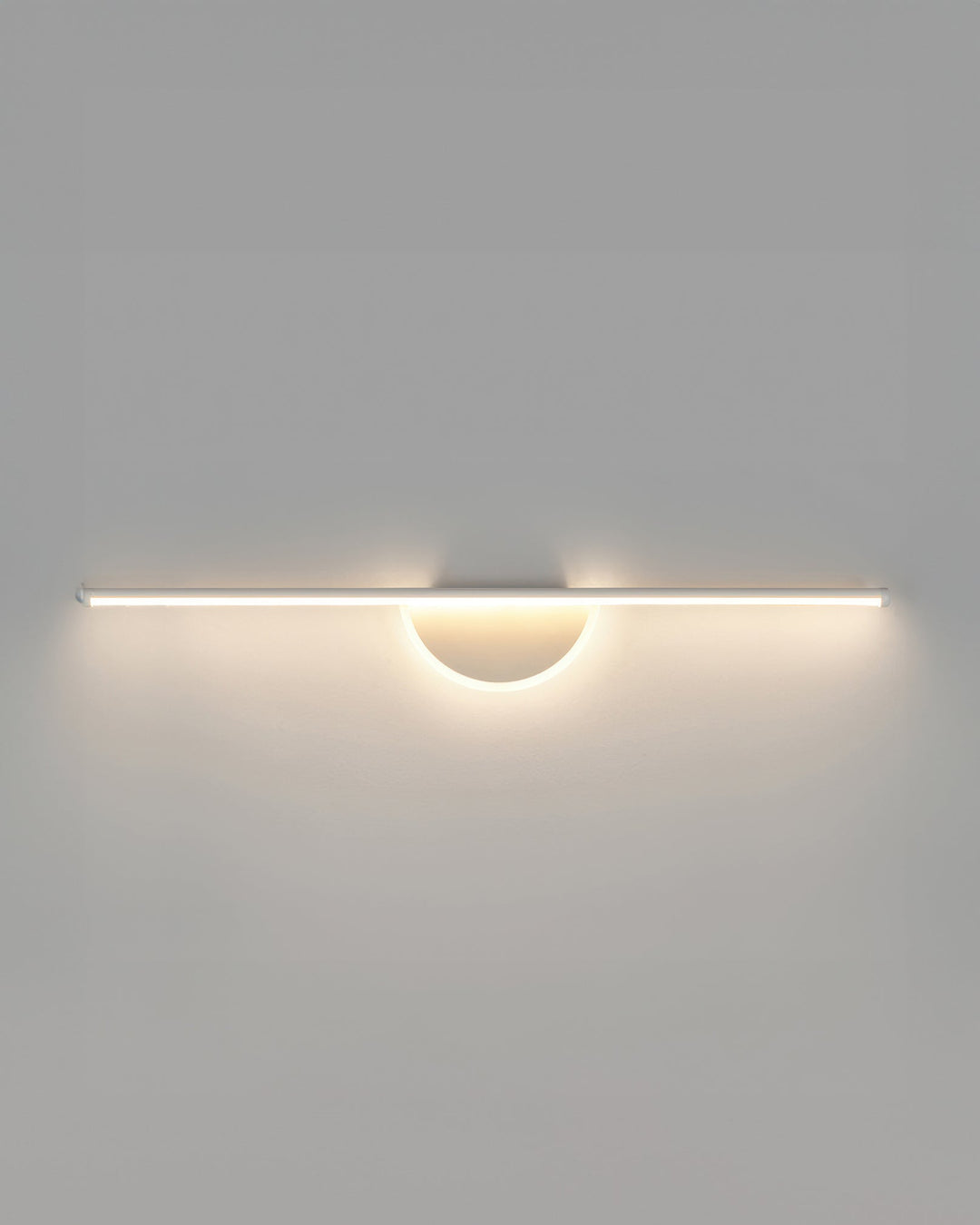 Luvikno | Moderne Vegglampe laget av Trebue
