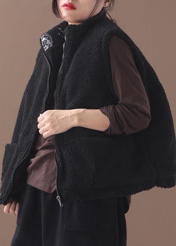 Luvik | musta oversized talvi untuvatakki ilman hihoja Luvik | takki