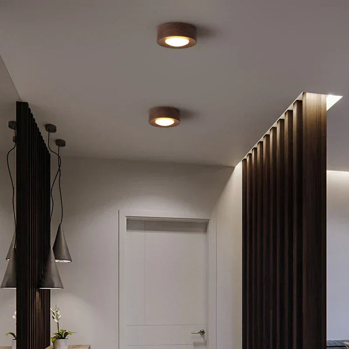 Luvikno | WoodenGlow - Valnøtt Taklampe med LED Spotlight