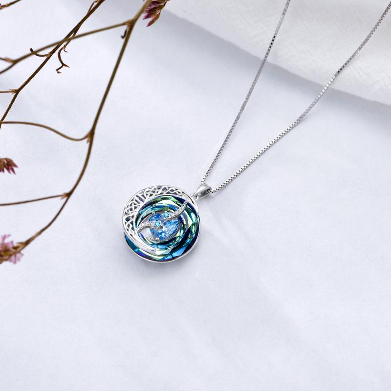 Luvikno | Lunara | 18K Gullbelagt Fødselssteins Halskjede Moonstar Design
