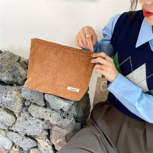 CorduroyGlam Bag - Cord Romslig Organiseringsveske for Kosmetikk | Luvikno